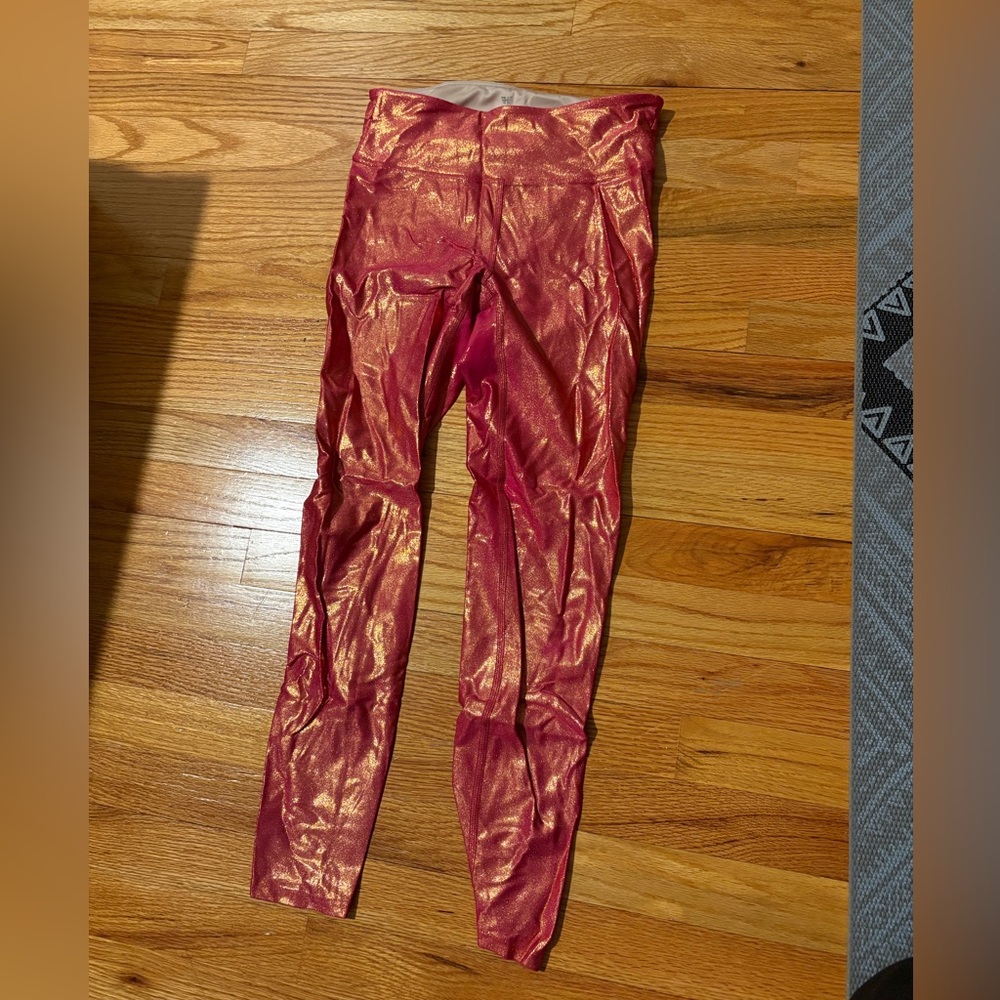 Heroine Sport Metallic Red and Gold Leggings